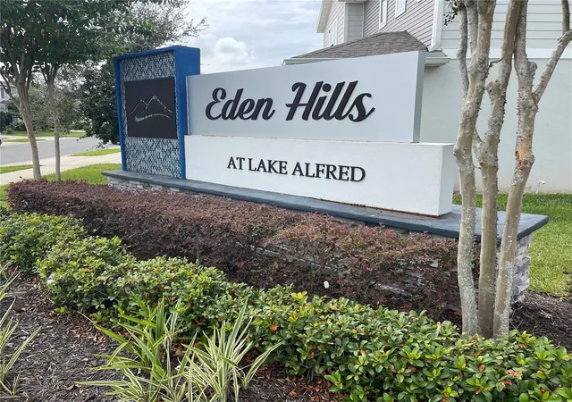 Photo 2 of Single family home for sale at 113 Sofia Ln, Lake Alfred, FL 33850 | MLS# L4965372 | Listing updated on 2026-10-06