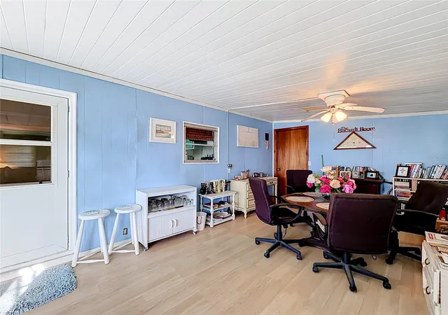 Photo 4 of Manufactured home for sale at 10118 N Lake Dr #30, Largo, FL 33773 | MLS# TB8552473 | Listing updated on 2026-10-04