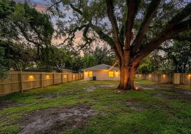 Photo 3 of Single family home for sale at 1506 E N Bay St, Tampa, FL 33610 | MLS# TB8552476 | Listing updated on 2026-10-03