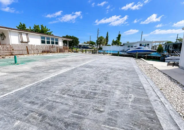 Photo 2 of Land for sale at 6905 W Bayou Ln, Bradenton, FL 34207 | MLS# A4707523 | Listing updated on 2026-09-27