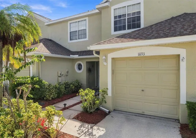 Photo 3 of Townhouse for sale at 11193 Kapok Grand Cir, Saint Petersburg, FL 33708 | MLS# TB8552477 | Listing updated on 2026-10-10