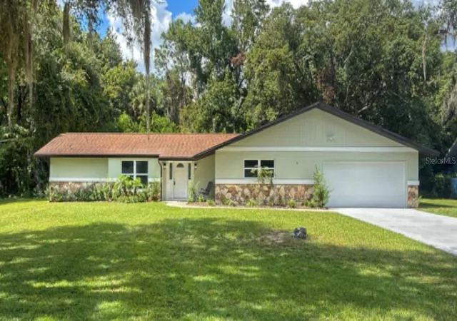 Single family home for sale at 16 Fig Ct W, HOMOSASSA, FL 34446 | MLS# W7889856