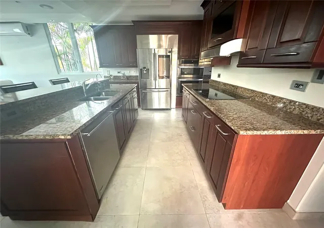 Photo 2 of Single family home for sale at 77 Almendro, Guaynabo, PR 00971 | MLS# PR9124490 | Listing updated on 2026-09-27