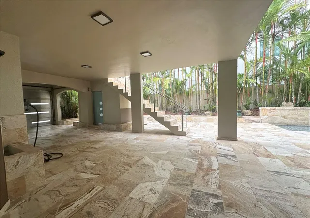 Photo 3 of Single family home for sale at 77 Almendro, Guaynabo, PR 00971 | MLS# PR9124490 | Listing updated on 2026-09-27