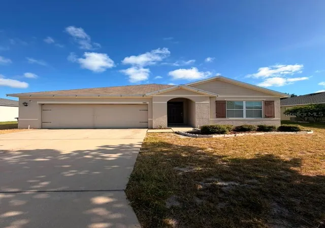 Photo 1 of Single family home for sale at 948 Summer Glen Dr, Winter Haven, FL 33880 | MLS# S5158362 | Listing updated on 2026-10-02