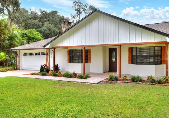 Photo 3 of Single family home for sale at 5028 Musket Dr, Lakeland, FL 33810 | MLS# L4965374 | Listing updated on 2026-09-28