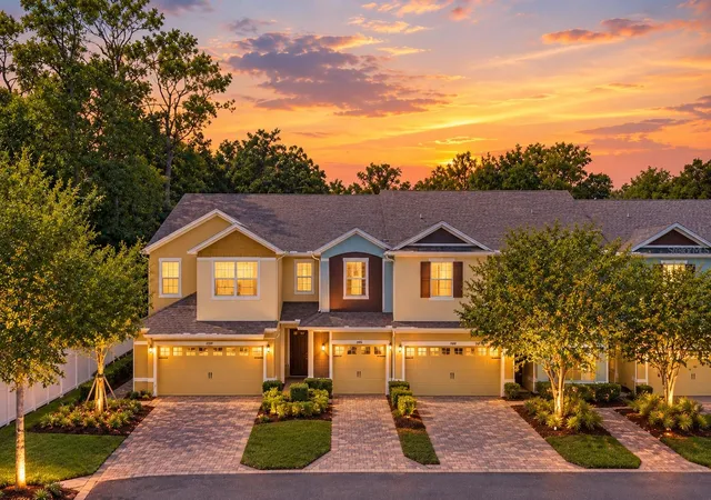Townhouse for sale at 1114 Capitol St, APOPKA, FL 32703 | MLS# O6445077