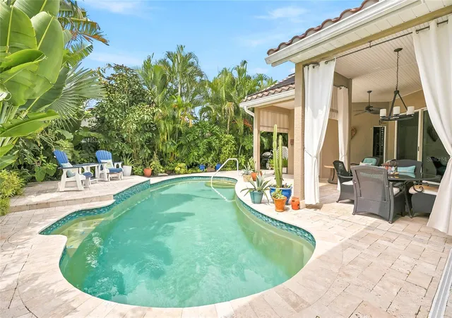 Photo 3 of Single family home for sale at 4851 Windmill Palm Ter Ne, Saint Petersburg, FL 33703 | MLS# TB8552491 | Listing updated on 2026-10-11