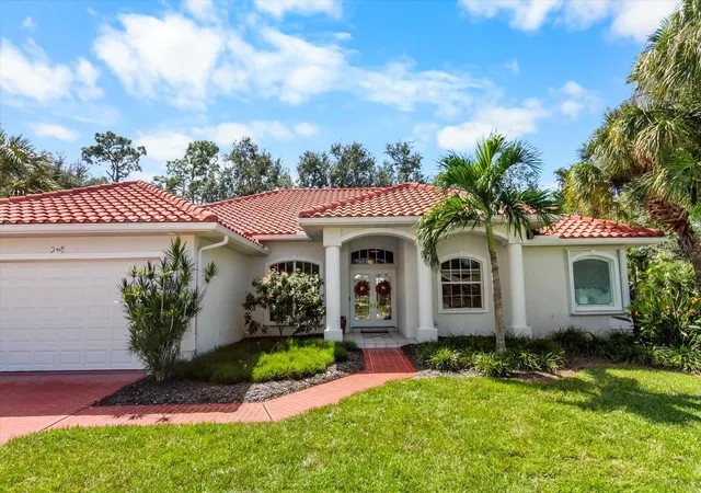 Photo 3 of Single family home for sale at 2107 Tocobaga Ln, Nokomis, FL 34275 | MLS# A4707527 | Listing updated on 2026-10-09