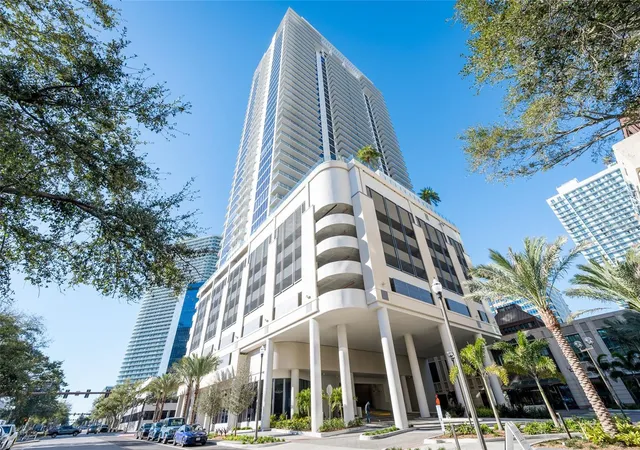 Photo 1 of Condo for sale at 275 1st Avenue S #2208, St Petersburg, FL 33701 | MLS# TB8552494 | Listing updated on 2026-09-29