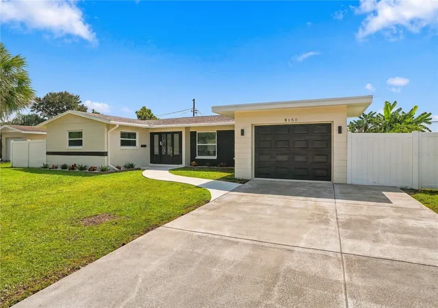 Photo 3 of Single family home for sale at 6150 31st Avenue N, Saint Petersburg, FL 33710 | MLS# TB8552495 | Listing updated on 2026-10-20