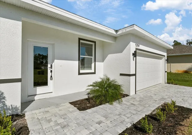 Photo 1 of Single family home for sale at 189 Statler St, Port Charlotte, FL 33954 | MLS# TB8552496 | Listing updated on 2026-09-27