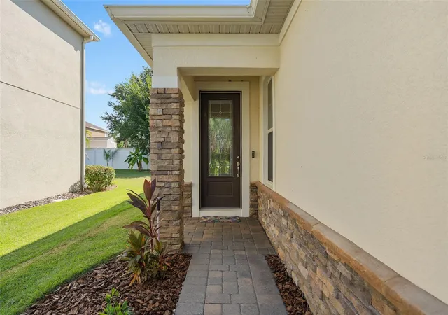 Photo 3 of Single family home for sale at 593 Kistler Cir, Clermont, FL 34715 | MLS# O6445079 | Listing updated on 2026-10-03