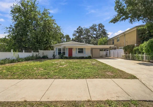 Photo 1 of Single family home for sale at 4214 W N B St, Tampa, FL 33609 | MLS# TB8552501 | Listing updated on 2026-10-04