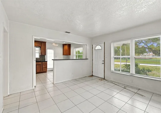 Photo 4 of Single family home for sale at 4214 W N B St, Tampa, FL 33609 | MLS# TB8552501 | Listing updated on 2026-10-04