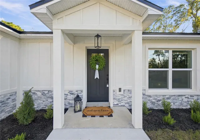 Photo 1 of Single family home for sale at 26 Elm Loop, Ocala, FL 34472 | MLS# OM732938 | Listing updated on 2026-10-07