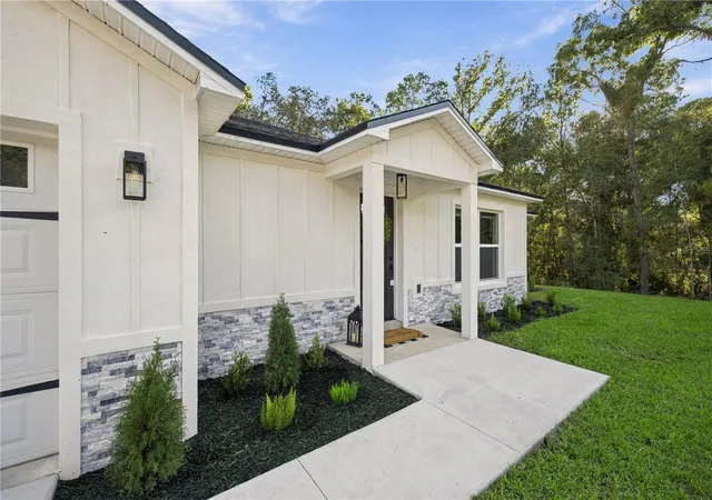 Photo 4 of Single family home for sale at 26 Elm Loop, Ocala, FL 34472 | MLS# OM732938 | Listing updated on 2026-10-07