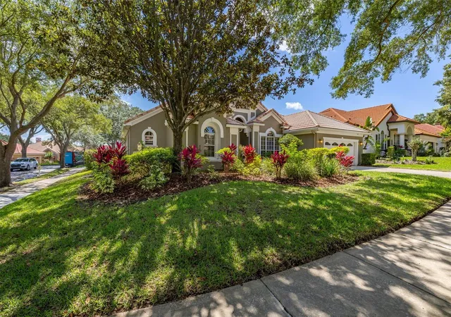 Photo 3 of Single family home for sale at 1855 Vista Royale Blvd, Orlando, FL 32835 | MLS# O6445086 | Listing updated on 2026-10-08