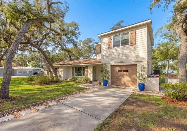 Photo 3 of Single family home for sale at 202 S Mayo St, Crystal Beach, FL 34681 | MLS# TB8552512 | Listing updated on 2026-10-04
