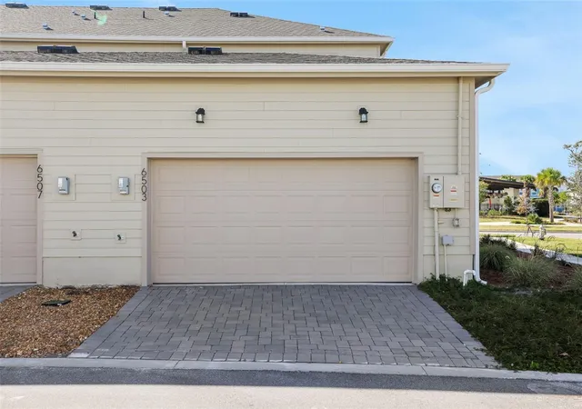 Photo 4 of Sale Pending at 6503 Trailblaze Bnd, Saint Cloud, FL 34771 | MLS# G5118306 | Listing updated on 2026-09-27