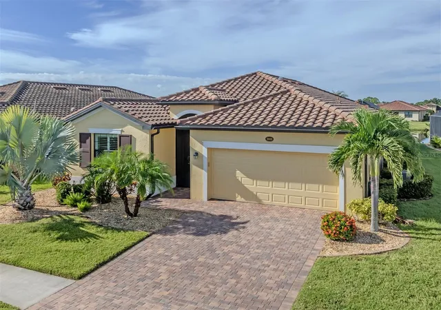 Photo 1 of Single family home for sale at 20680 Trattoria Loop, Venice, FL 34293 | MLS# A4707535 | Listing updated on 2026-10-06