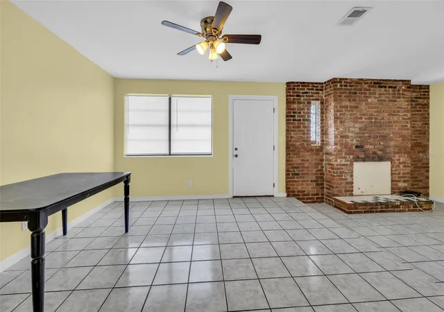 Photo 3 of Single family home for sale at 1031 Cadillac Dr, Daytona Beach, FL 32117 | MLS# O6445103 | Listing updated on 2026-09-27