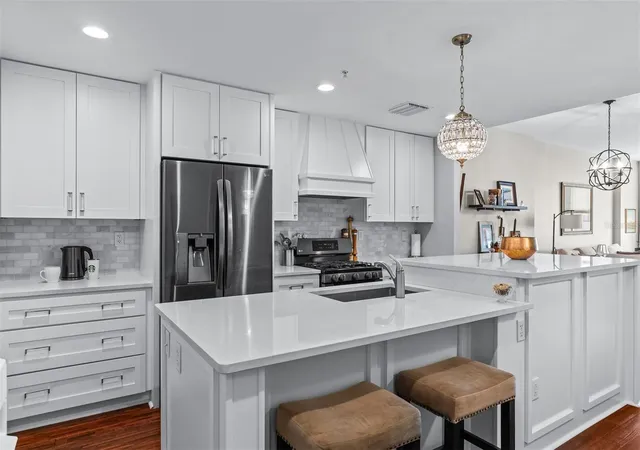 Photo 1 of Condo for sale at 1208 E Kennedy Blvd #518, Tampa, FL 33602 | MLS# TB8552531 | Listing updated on 2026-10-03