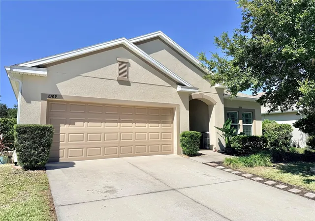 Single family home for sale at 2769 Limerick Cir, GRAND ISLAND, FL 32735 | MLS# G5118311