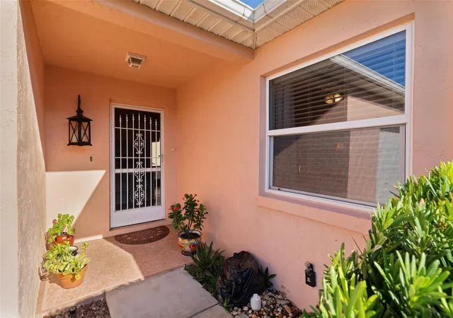 Photo 2 of Single family home for sale at 965 Avalon Ave, Lady Lake, FL 32159 | MLS# G5118315 | Listing updated on 2026-09-28