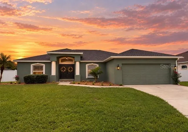 Photo 1 of Sale Pending at 2888 Stonewood Cir, Lakeland, FL 33810 | MLS# P4940013 | Listing updated on 2026-09-28