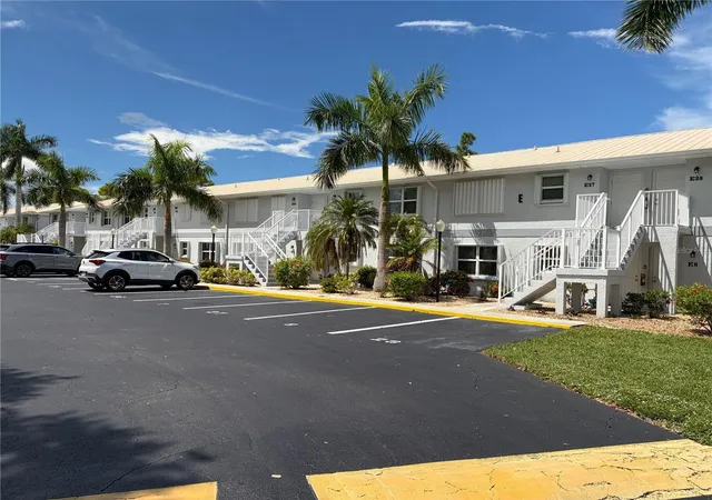 Condo for sale at 26485 Rampart Blvd #E24, PUNTA GORDA, FL 33983 | MLS# C7531260