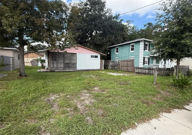 Photo 2 of Land for sale at 18 S Primrose Dr, Orlando, FL 32803 | MLS# O6445141 | Listing updated on 2026-09-27