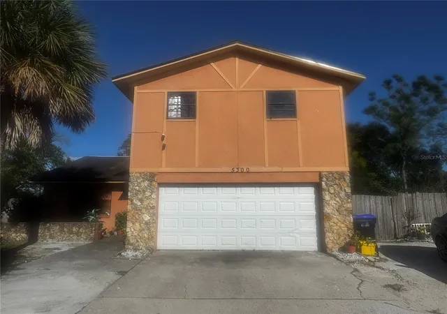 Photo 1 of Single family home for sale at 5300 Fernhill Ct, Orlando, FL 32808 | MLS# O6445143 | Listing updated on 2026-09-29