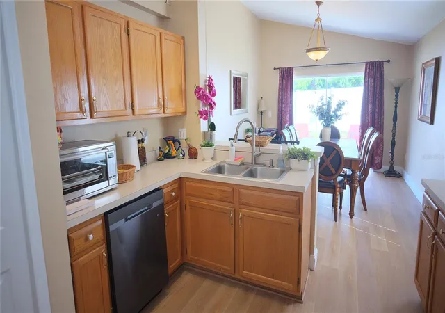 Photo 4 of Single family home for sale at 2135 Cobblefield Cir, Apopka, FL 32703 | MLS# O6445145 | Listing updated on 2026-10-07