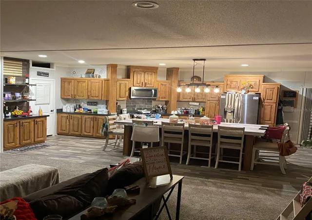 Photo 2 of Manufactured home for sale at 1310 Shady Cvs Rd W, Haines City, FL 33844 | MLS# W7889868 | Listing updated on 2026-09-27