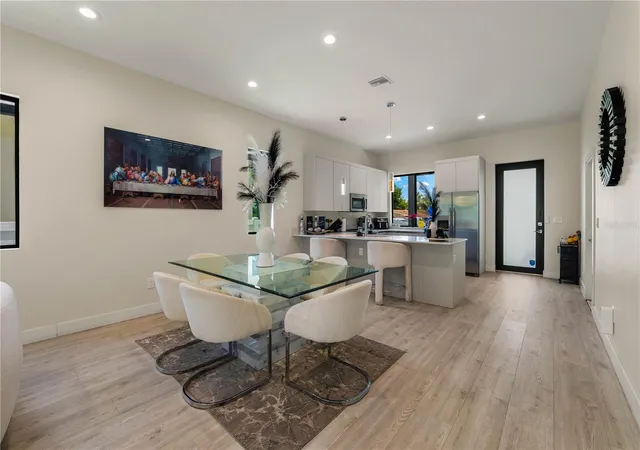 Photo 3 of Single family home for sale at 404 E Seward St, Tampa, FL 33604 | MLS# TB8552558 | Listing updated on 2026-09-27