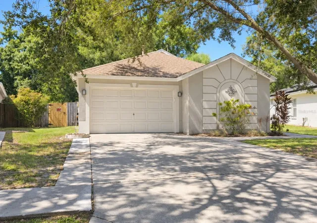Photo 2 of Single family home for sale at 11125 Lake Tahoe Dr, Riverview, FL 33569 | MLS# TB8552559 | Listing updated on 2026-10-02