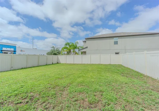 Photo 4 of Single family home for sale at 5102 Dandelion St, Apollo Beach, FL 33572 | MLS# TB8552564 | Listing updated on 2026-10-09