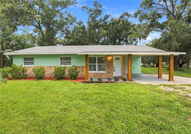 Photo 3 of Single family home for sale at 7245 Hylan St, Zephyrhills, FL 33541 | MLS# TB8552567 | Listing updated on 2026-10-28