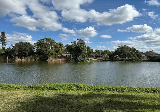Condo for sale at 5697 Ashton Lake Dr #6, SARASOTA, FL 34231 | MLS# A4707560