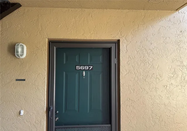 Photo 2 of Condo for sale at 5697 Ashton Lake Dr #6, Sarasota, FL 34231 | MLS# A4707560 | Listing updated on 2026-10-06