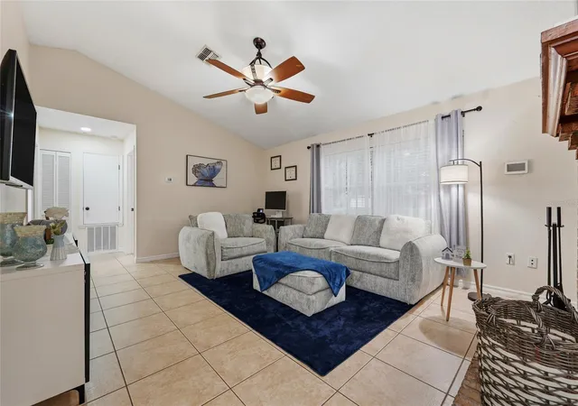 Photo 2 of Single family home for sale at 1012 Glensprings Ave, Winter Garden, FL 34787 | MLS# O6445159 | Listing updated on 2026-10-01