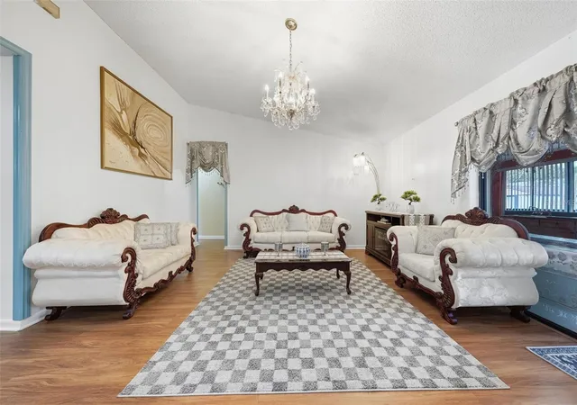 Photo 4 of Single family home for sale at 125 Pansy Ct, Kissimmee, FL 34743 | MLS# S5158373 | Listing updated on 2026-10-03