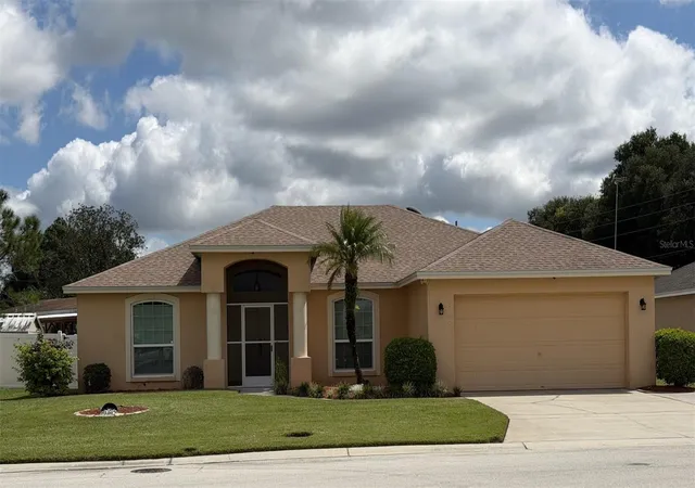 Photo 1 of Single family home for sale at 7002 Summit Cir, Winter Haven, FL 33884 | MLS# TB8552575 | Listing updated on 2026-09-27