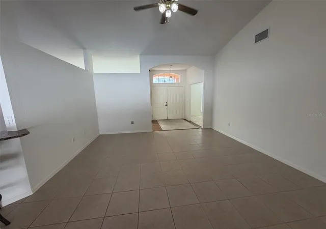 Photo 3 of Single family home for sale at 7002 Summit Cir, Winter Haven, FL 33884 | MLS# TB8552575 | Listing updated on 2026-09-27