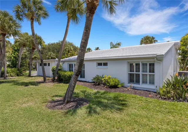 Photo 1 of Single family home for sale at 214 Hourglass Way #V-4, Sarasota, FL 34242 | MLS# A4707563 | Listing updated on 2026-10-15