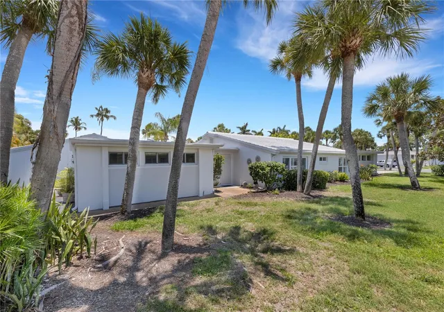 Photo 2 of Single family home for sale at 214 Hourglass Way #V-4, Sarasota, FL 34242 | MLS# A4707563 | Listing updated on 2026-10-15