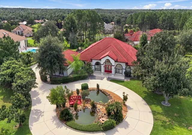 Photo 2 of Single family home for sale at 546 W Fenway Dr, Hernando, FL 34442 | MLS# TB8552577 | Listing updated on 2026-10-04