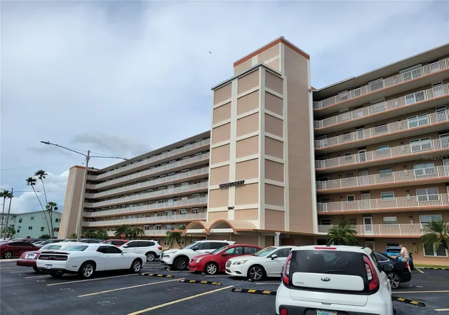 Condo for sale at 1847 Shore Dr S #204, SOUTH PASADENA, FL 33707 | MLS# TB8552580