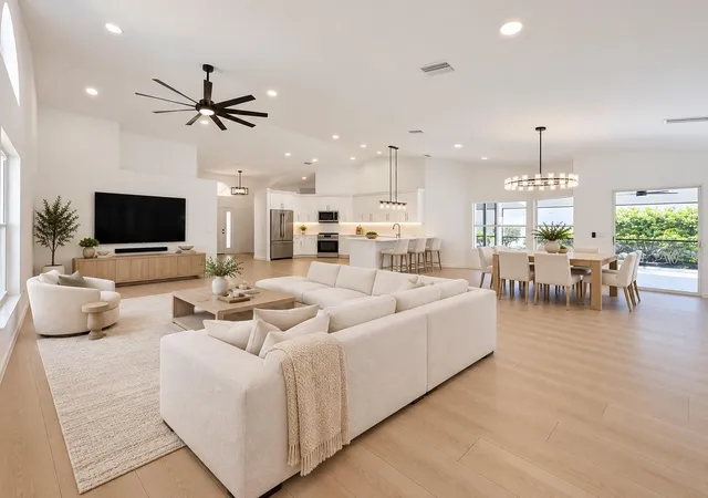Photo 3 of Single family home for sale at 4190 Westbourne Cir, Sarasota, FL 34238 | MLS# A4707572 | Listing updated on 2026-10-01